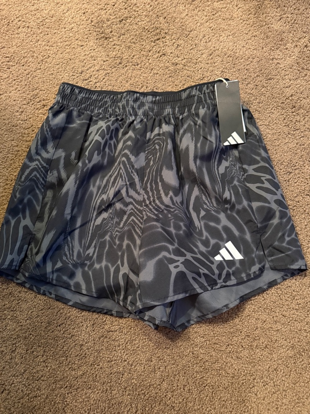 adidas Women's Black/Gray Patterned Athletic Shorts Size S NWT